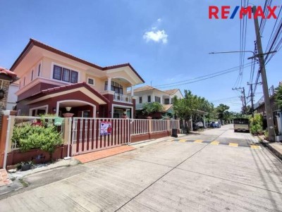 บ้านเดี่ยว 2 ชั้น ภัสสร 3 รังสิต คลองสาม คลองหลวง รีโนเวทใหม่ พร้อมอยู่